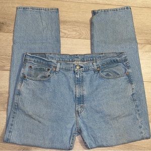 Vintage Classic Levi Strauss & Co 505 5 Pocket Light Wash Jeans. Size 40” x 32”